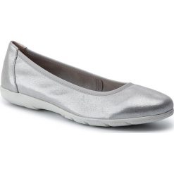 Baleriny CAPRICE - 9-22150-22 Silver Sue.Met 924. Szare baleriny damskie Caprice, bez wzorów, ze skóry, bez obcasa, bez zapięcia. W wyprzedaży za 149,00 zł.