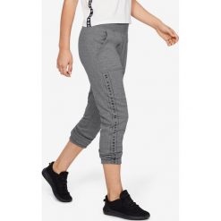 Under Armour Rival Spodnie dresowe Szary. Szare spodnie damskie Under Armour, xs, z bawełny. Za 206,95 zł.