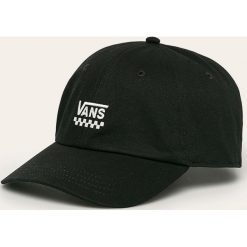 Vans - Czapka. Czarne czapki damskie Vans, bez wzorów, z bawełny. W wyprzedaży za 129,90 zł.