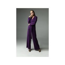 Kombinezon Savage - fioletowy. Fioletowe kombinezony eleganckie damskie marki Madnezz, s, w paski, z elastanu, z kopertowym dekoltem. Za 349,00 zł.