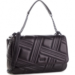Torebka DKNY - Allen Lg Flap Shoulder R833B637 Blk/Black BBL. Czarne torebki klasyczne damskie DKNY, z aplikacjami, ze skóry, klasyczne, zdobione, bez dodatków. W wyprzedaży za 639,00 zł.