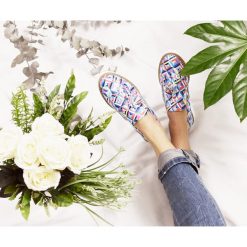 Półbuty - skóra naturalna - model 247 - kolor kalejdoskop. Półbuty damskie Zapato, bez wzorów, ze skóry, bez obcasa, bez zapięcia. W wyprzedaży za 269,10 zł.