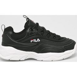 Fila - Buty Ray Low Wmn. Różowe buty sportowe damskie Fila, bez wzorów, ze skóry, sportowe. Za 419,90 zł.
