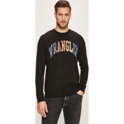 Wrangler - Bluza. Czarne bluzy męskie Wrangler, s, z nadrukiem, z bawełny, z okrągłym kołnierzem. W wyprzedaży za 149,90 zł.