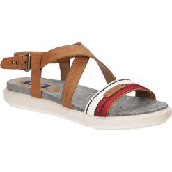 Sandały wrangler magnolia sunshine wl171663. Czerwone sandały damskie Wrangler, bez wzorów, ze skóry, eleganckie, bez obcasa, bez zapięcia. Za 289,99 zł.