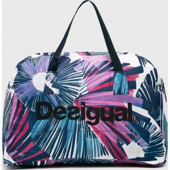 Desigual Sport - Torba. Różowe torebki damskie sportowe Desigual Sport, bez wzorów, z poliesteru, sportowe, na ramię, bez dodatków. Za 129,90 zł.
