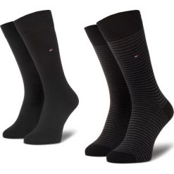 Zestaw 2 par wysokich skarpet męskich TOMMY HILFIGER - 342029001 Black 200. Szare skarpetki męskie TOMMY HILFIGER, bez wzorów, z elastanu. Za 54,99 zł.