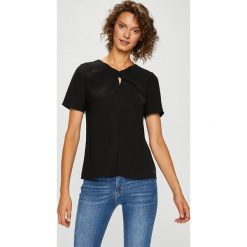 Tommy Hilfiger - Top Jacky. Czarne topy damskie marki TOMMY HILFIGER, z poliesteru. W wyprzedaży za 269,90 zł.