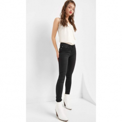 Jegginsy basic. Czarne legginsy Orsay, l, z bawełny. Za 89,99 zł.