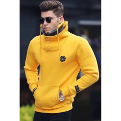 Męska bluza KLAVDIO YELLOW. Żółte bluzy męskie IVET, m, z nadrukiem, eleganckie, z podwójnym kołnierzykiem, bez rękawów, bez kaptura. W wyprzedaży za 89,00 zł.