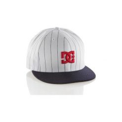 Czapki z daszkiem DC Shoes DC EMPIRE II NEW ERA 51300129. Białe czapki męskie marki DC Shoes, bez wzorów. Za 69,50 zł.