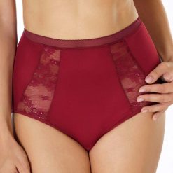 Klasyczne wyższe figi Eliza Wine. Brązowe majtki damskie Rosme, z bawełny. Za 47,99 zł.