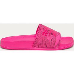 Reebok - Klapki Fulgere. Różowe klapki damskie Reebok, bez wzorów, z gumy, bez obcasa, na obcasie. Za 69,90 zł.