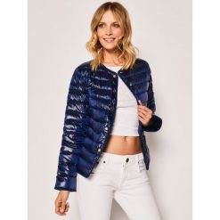 Kurtka puchowa Escada Sport Mylari 5032718. Czerwone kurtki sportowe damskie Escada Sport, bez wzorów, z puchu, bez kaptura. W wyprzedaży za 1259,00 zł.