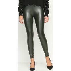 Ciemnozielone Legginsy Formfitting. Czarne legginsy marki Born2be, l. Za 49,99 zł.