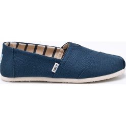 Toms - Espadryle Classic. Niebieskie espadryle męskie Toms, bez wzorów, ze skóry. W wyprzedaży za 159,90 zł.