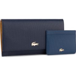 Duży Portfel Damski LACOSTE - Slim Wallet Cc Holder NF2738CE Peacoat Buckthorn Brown P C73. Niebieskie portfele damskie Lacoste, bez wzorów, ze skóry. Za 629,00 zł.