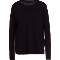 Polo Ralph Lauren FINE GAUGE BLEND Sweter black. Czarne swetry klasyczne damskie marki Polo Ralph Lauren, l, z poliesteru. Za 549,00 zł.