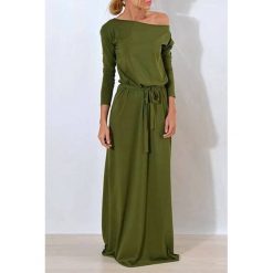 Sukienka DEGORA GREEN. Zielone sukienki damskie IVET, na co dzień, bez wzorów, bez kołnierzyka, z długim rękawem, długie, maxi, proste. W wyprzedaży za 89,00 zł.