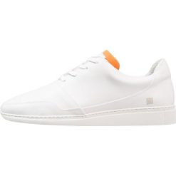 Trampki męskie: Piola PUNTA HERMOSA Tenisówki i Trampki white/orange