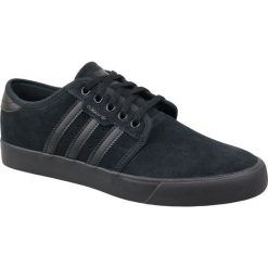 Adidas Seeley F34204 buty sneakers, trampki męskie czarne 40. Czarne trampki męskie Adidas, w paski, ze skóry, klasyczne, z paskami. W wyprzedaży za 249,99 zł.