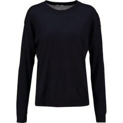Swetry klasyczne męskie: Filippa K Sweter navy