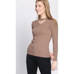 Jasnobrązowy Sweter Automatically. Szare bez kategorii marki Born2be, s, prążkowane. Za 39,99 zł.