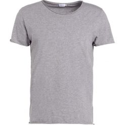 Filippa K ROLL EDGE TEE Tshirt basic grey melange. Szare koszulki polo męskie marki Filippa K, m, z bawełny. Za 249,00 zł.