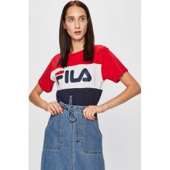 FILA - Top 682125. Niebieskie bluzki damskie Fila, s, z nadrukiem, z bawełny, z okrągłym kołnierzem. W wyprzedaży za 119,90 zł.