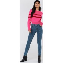 Trendyol Jeansy rurki z wysokim stanem - Blue. Niebieskie jeansy damskie rurki marki Trendyol, z denimu, z podwyższonym stanem. W wyprzedaży za 64,78 zł.