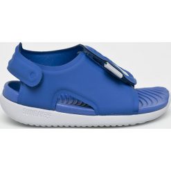 Nike Kids - Sandały dziecięce Sunray Adjust 5. Różowe sandały chłopięce Nike Kids, z materiału, bez zapięcia. Za 99,90 zł.