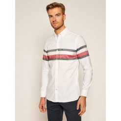 Koszula TOMMY HILFIGER Global MW0MW13944. Białe koszule męskie TOMMY HILFIGER, s, bez wzorów, casualowe, bez kołnierzyka, bez rękawów. Za 449,00 zł.
