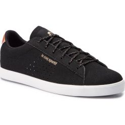 Sneakersy LE COQ SPORTIF - Agate Metallic 1910629 Black/Rose Gold. Czarne półbuty damskie le coq sportif, bez wzorów, ze skóry ekologicznej, bez obcasa, na płaskiej podeszwie, bez zapięcia. W wyprzedaży za 199,00 zł.