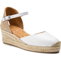 Espadryle UNISA - Cisca 19 Sty White Softy Ss. Białe klapki damskie marki Unisa, bez wzorów, ze skóry, bez obcasa, na obcasie. Za 349,00 zł.