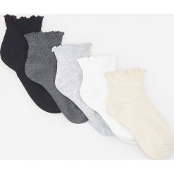 Skarpety 5 pack - Czarny. Czarne skarpetki damskie Reserved, bez wzorów. Za 39,99 zł.