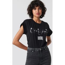 Cheap Monday Screen Top Skeleton Logo - Black. Czarne topy damskie marki Cheap Monday, bez wzorów, z materiału, z okrągłym kołnierzem. Za 100,95 zł.