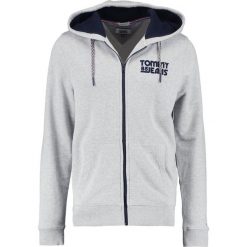 Tommy Jeans ESSENTIAL GRAPHIC ZIPTHRU Bluza rozpinana light grey. Szare bluzy męskie Tommy Jeans, xs, z bawełny. W wyprzedaży za 381,65 zł.