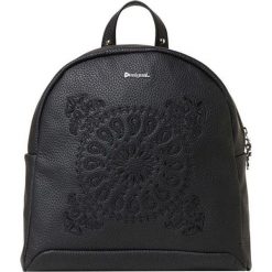 Desigual Plecak Back Soft Bandana Venice Mini Black 19WAKP28 2000. Czarne plecaki damskie Desigual, bez wzorów. Za 370,00 zł.