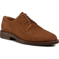 Półbuty GANT - St Akron 20633468 Cognac G45. Pomarańczowe półbuty męskie GANT, na co dzień, bez wzorów, ze skóry, klasyczne, bez zapięcia. W wyprzedaży za 399,00 zł.