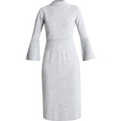 Sukienki dzianinowe: Cortefiel MIDI DRESS WITH FLARED CUFFS Sukienka dzianinowa grey