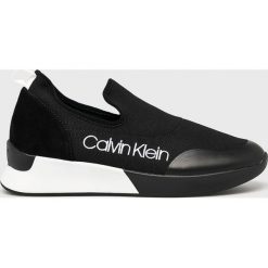 Calvin Klein - Buty. Czarne buty sportowe damskie Calvin Klein, bez wzorów, z gumy, sportowe. Za 679,90 zł.