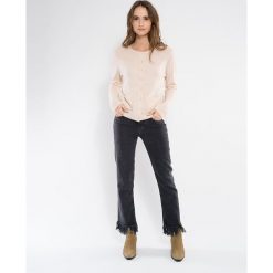 Kaszmirowy kardigan w kolorze kremowym. Białe kardigany damskie Perfect Cashmere, s, z kaszmiru. W wyprzedaży za 279,95 zł.