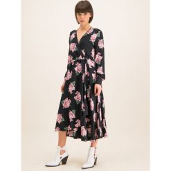 Sukienka codzienna Sportmax Code Ago 72210902. Czarne sukienki damskie Sportmax Code, na co dzień, bez wzorów, z wiskozy, bez kołnierzyka, bez rękawów, proste. W wyprzedaży za 1249,00 zł.