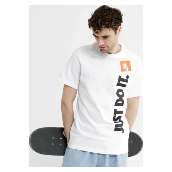 Nike Koszulka Ss M Nsw Tee Hbr Jdi 2 , biały, rozmiar L. Białe koszulki męskie Nike, m, z nadrukiem, z bawełny, bez kołnierzyka, z krótkim rękawem, krótkie. W wyprzedaży za 79,99 zł.