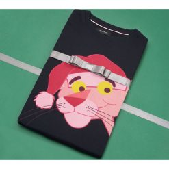 T-shirt Różowa Pantera - Czarny. Czarne t-shirty męskie Reserved, s, bez wzorów, bez kołnierzyka. Za 59,99 zł.