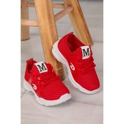 Czerwone buty sportowe sznurowane casu 829. Czerwone buty dziewczęce sportowe Casu, bez wzorów, na sznurówki. Za 49,99 zł.