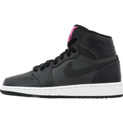 Nike Buty Jordan Girl`s Air 1 Retro High Shoe 332148 004 332148 004 czarny 36 1/2 - 332148 004. Czarne buty sportowe chłopięce marki Nike. Za 392,86 zł.