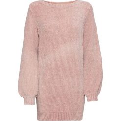 Długi sweter z szenili bonprix stary jasnoróżowy. Różowe swetry damskie bonprix, bez wzorów, z materiału, retro, z długim rękawem, długie, bez kaptura. Za 59,99 zł.