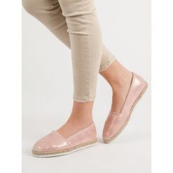 RÓŻOWE BROKATOWE ESPADRYLE. Różowe baleriny damskie LUCKY SHOES, bez wzorów, bez obcasa. Za 39,90 zł.