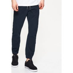 Joggery mÄ™skie: MateriaÅ‚owe joggery – Granatowy